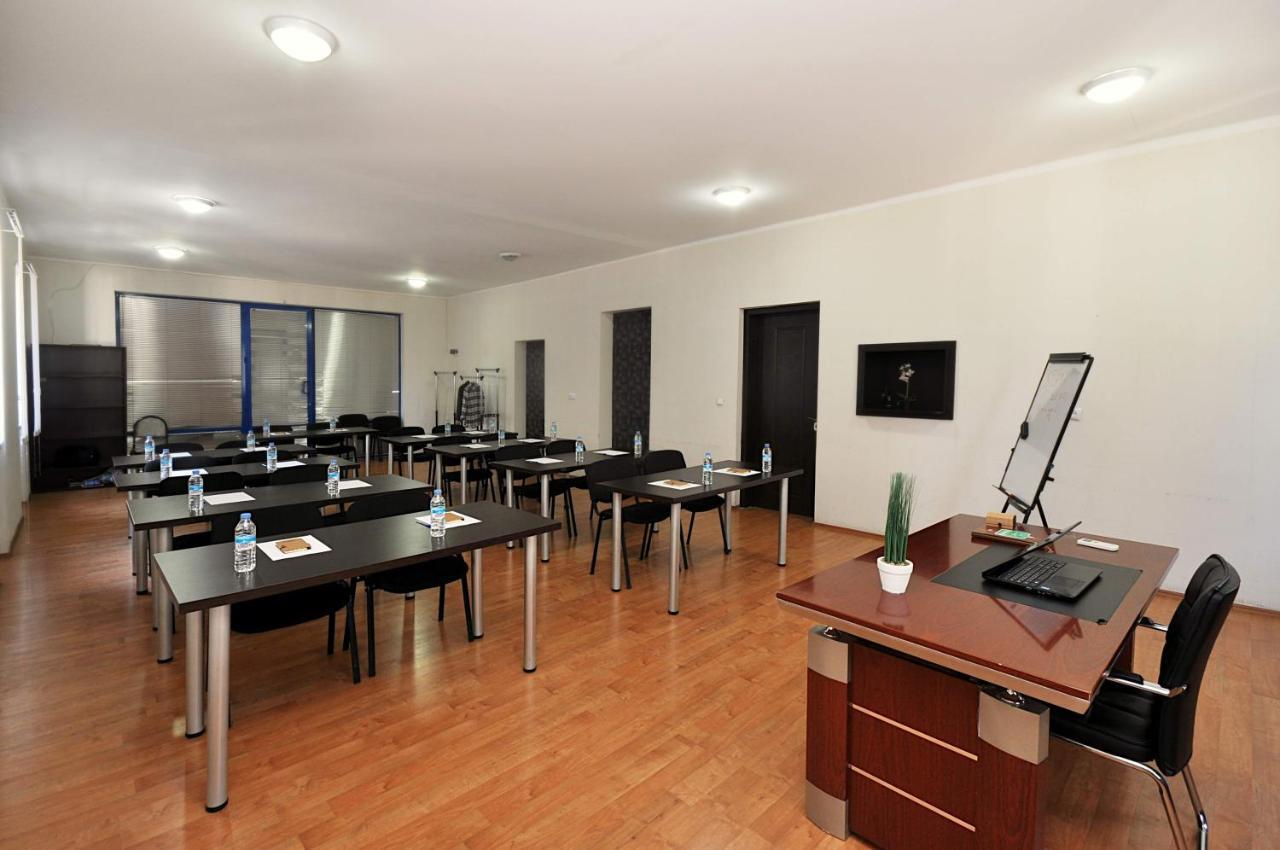 Athletics Hotel Tbilisi Exterior photo